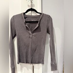 Aerie Ribbed Long Sleeve Henley Top - Dark Gray (Size M)